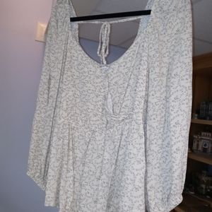 American Eagle Floral Peasant Blouse